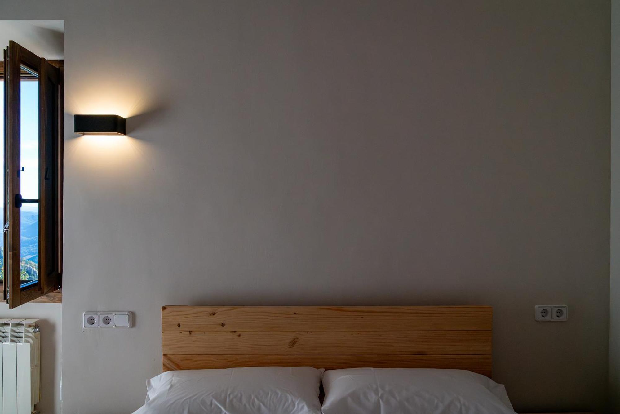 Hotel Santuari De Santa Maria De Montgrony Gombren Zewnętrze zdjęcie
